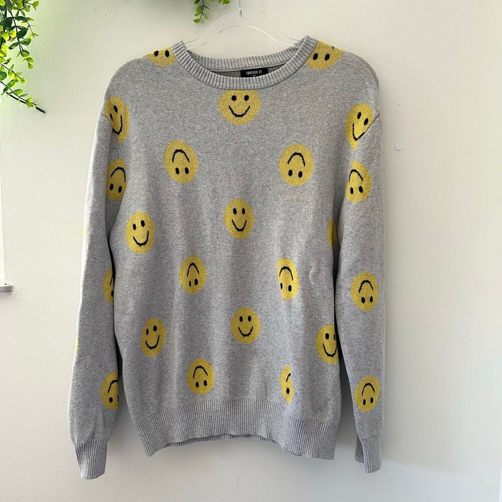 Forever 21 Men's Smiley Face Print Gray Yellow Crewneck Sweater